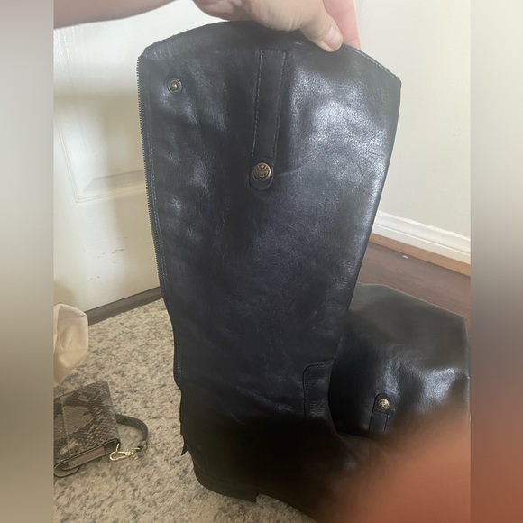 Black long boots with zipper in the back. - Picture 2 of 5